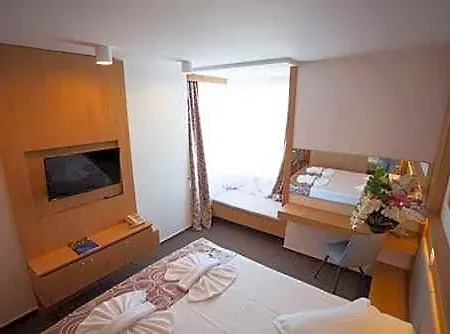 Complex Hotelier Steaua De Mare - Delfinul 3* Észak-Eforie