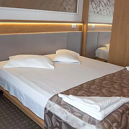 Szálloda Complex Hotelier Steaua De Mare - Delfinul Észak-Eforie